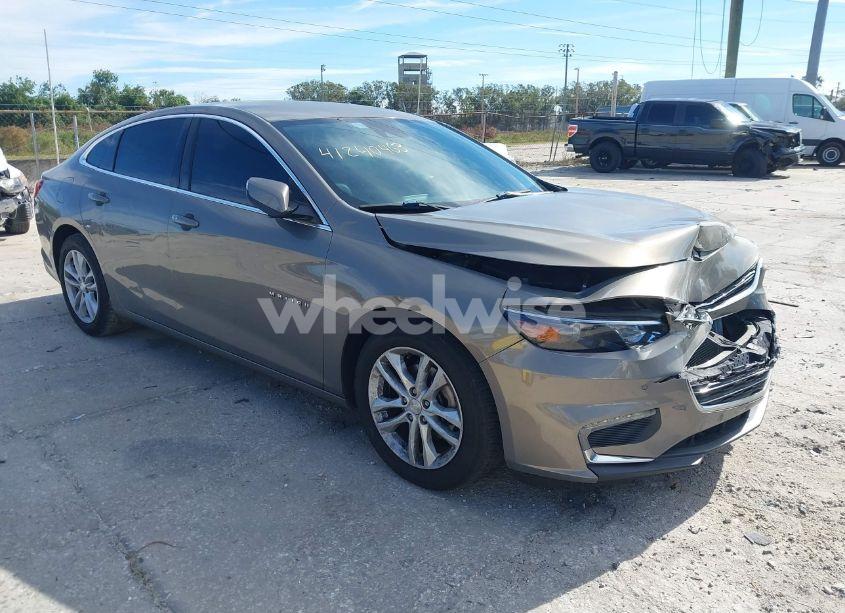 2017 Chevrolet Malibu 1LT (VIN 1G1ZE5ST7HF228933) main photo