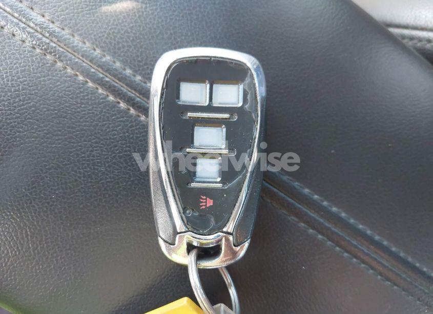 Photo 11 of 2017 Chevrolet Malibu 1LT (VIN 1G1ZE5ST7HF228933)