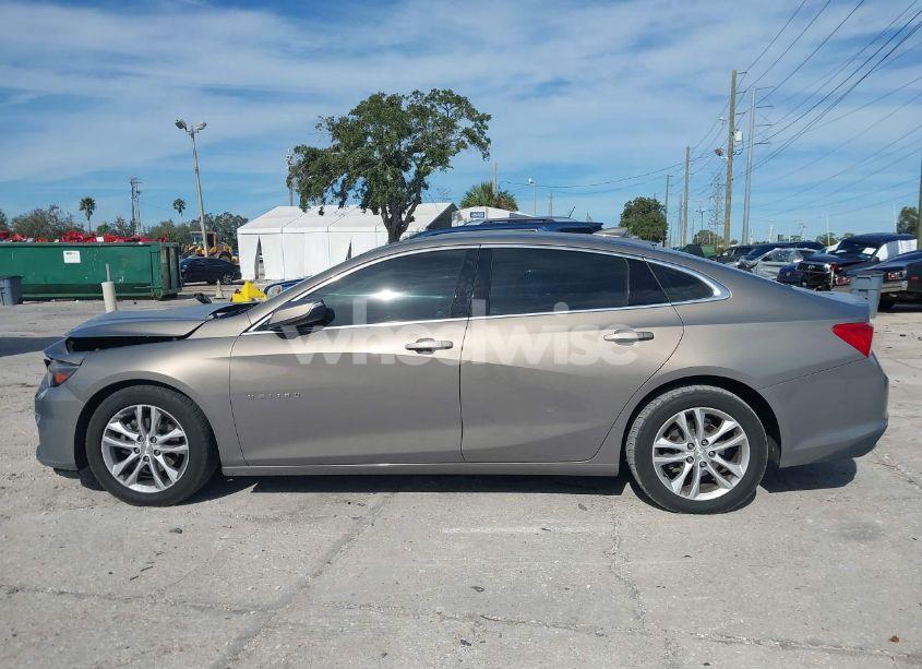 Photo 14 of 2017 Chevrolet Malibu 1LT (VIN 1G1ZE5ST7HF228933)