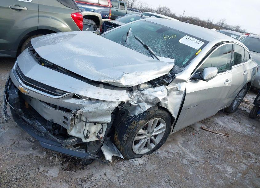 Photo 2 of 2017 Chevrolet Malibu 1LT (VIN 1G1ZE5ST7HF234585)