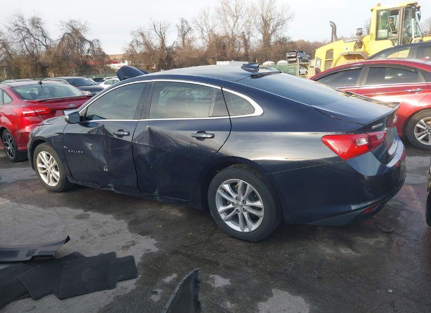 Photo 14 of 2017 Chevrolet Malibu 1LT (VIN 1G1ZE5ST7HF256876)