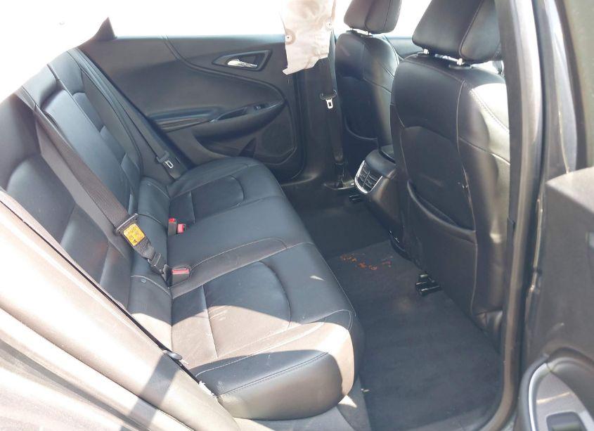 Photo 8 of 2017 Chevrolet Malibu 1LT (VIN 1G1ZE5ST7HF271555)