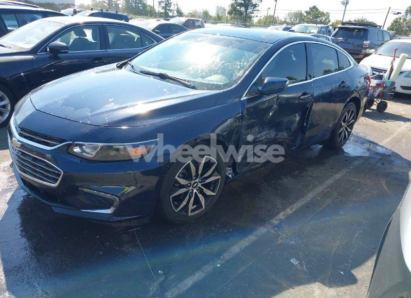 Photo 2 of 2017 Chevrolet Malibu 1LT (VIN 1G1ZE5ST7HF279204)