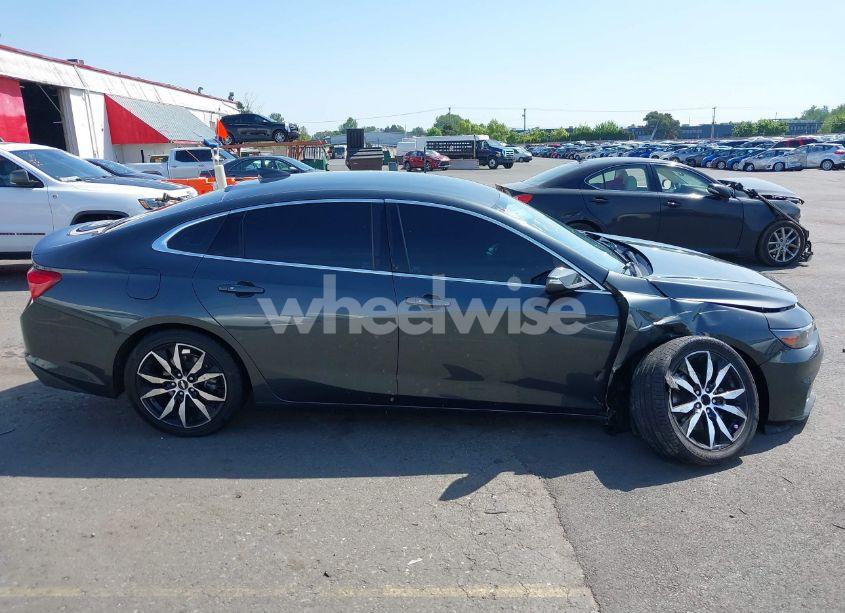 Photo 13 of 2017 Chevrolet Malibu 1LT (VIN 1G1ZE5ST7HF283351)