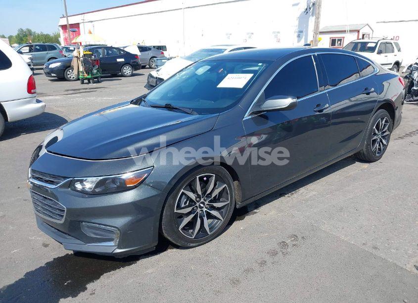 Photo 2 of 2017 Chevrolet Malibu 1LT (VIN 1G1ZE5ST7HF283351)