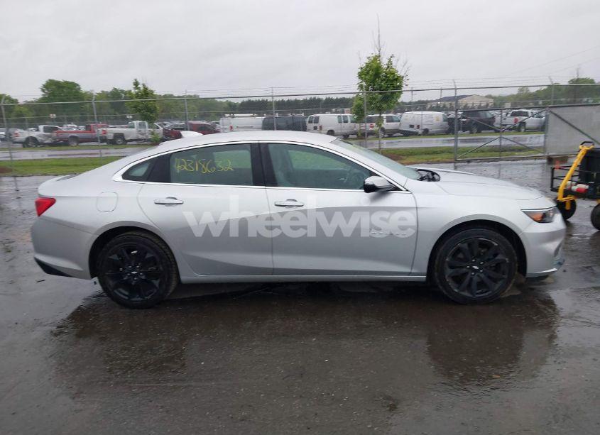 Photo 13 of 2017 Chevrolet Malibu 1LT (VIN 1G1ZE5ST7HF284306)