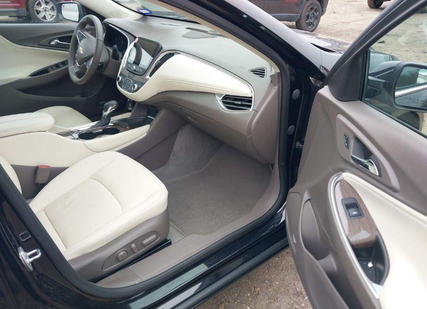 Photo 5 of 2024 Chevrolet Malibu FWD 2LT (VIN 1G1ZE5ST7RF221112)