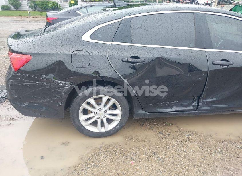 Photo 6 of 2016 Chevrolet Malibu 1LT (VIN 1G1ZE5ST8GF177859)