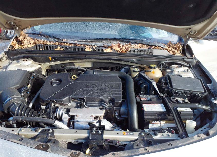 Photo 10 of 2016 Chevrolet Malibu 1LT (VIN 1G1ZE5ST8GF192314)