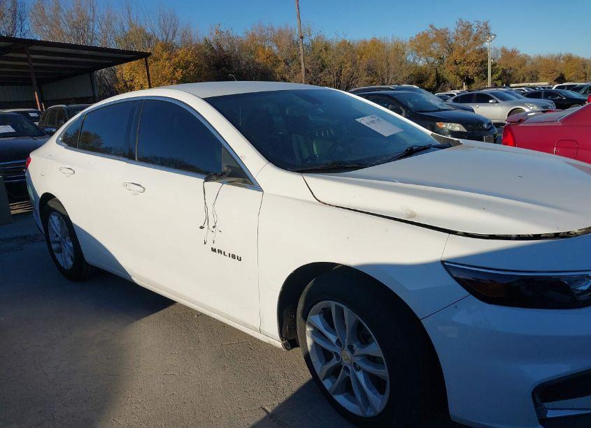 Photo 13 of 2016 Chevrolet Malibu 1LT (VIN 1G1ZE5ST8GF214294)