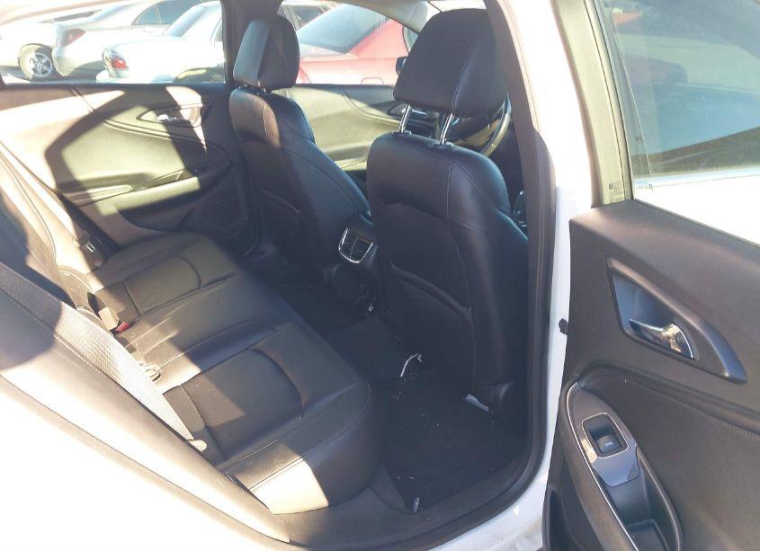 Photo 8 of 2016 Chevrolet Malibu 1LT (VIN 1G1ZE5ST8GF214294)