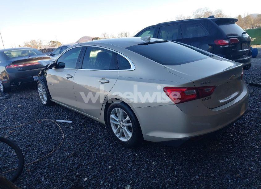 Photo 3 of 2016 Chevrolet Malibu 1LT (VIN 1G1ZE5ST8GF214439)