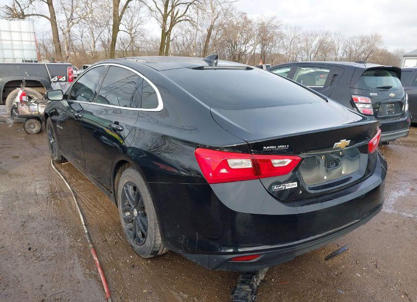 Photo 3 of 2016 Chevrolet Malibu 1LT (VIN 1G1ZE5ST8GF215669)