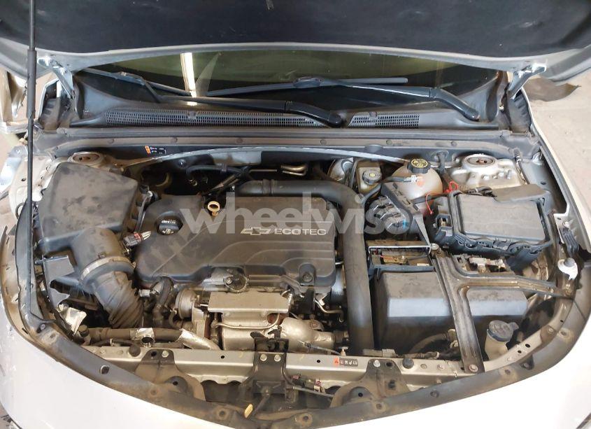 Photo 10 of 2016 Chevrolet Malibu 1LT (VIN 1G1ZE5ST8GF216952)