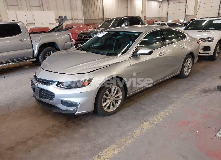 Photo 2 of 2016 Chevrolet Malibu 1LT (VIN 1G1ZE5ST8GF216952)