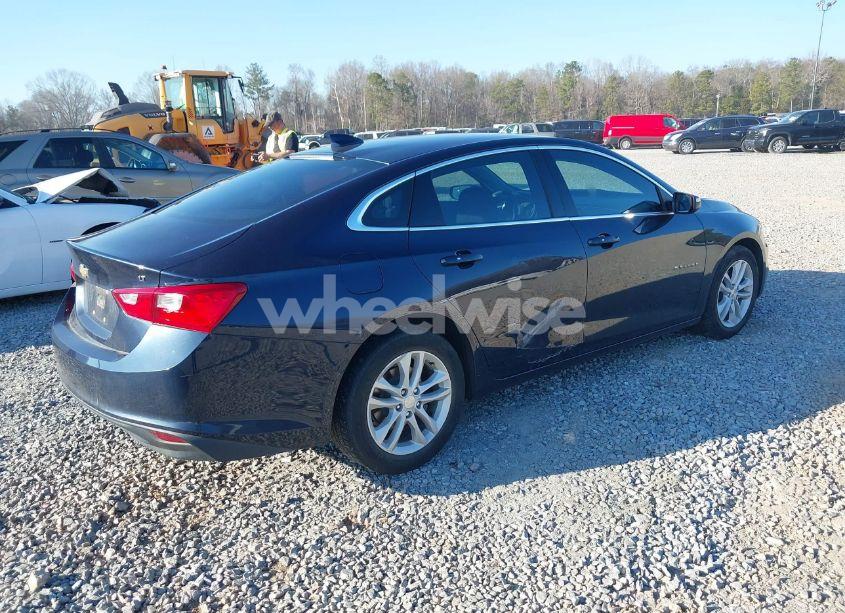 Photo 4 of 2016 Chevrolet Malibu 1LT (VIN 1G1ZE5ST8GF234755)
