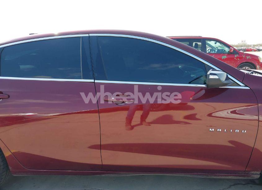 Photo 13 of 2016 Chevrolet Malibu 1LT (VIN 1G1ZE5ST8GF260918)