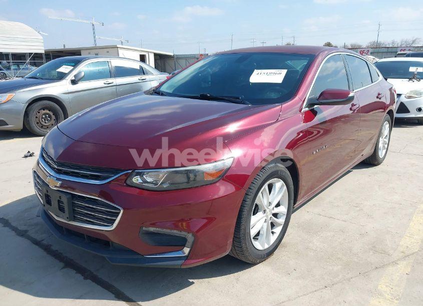 Photo 2 of 2016 Chevrolet Malibu 1LT (VIN 1G1ZE5ST8GF260918)