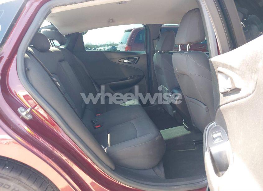 Photo 8 of 2016 Chevrolet Malibu 1LT (VIN 1G1ZE5ST8GF260918)