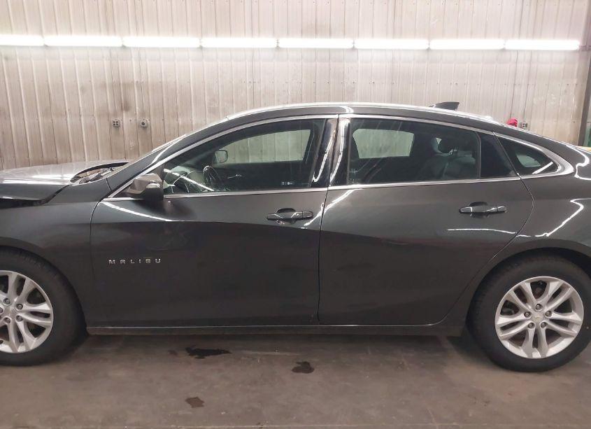 Photo 15 of 2016 Chevrolet Malibu 1LT (VIN 1G1ZE5ST8GF269909)