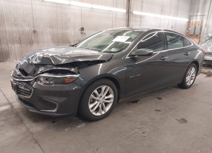 Photo 2 of 2016 Chevrolet Malibu 1LT (VIN 1G1ZE5ST8GF269909)