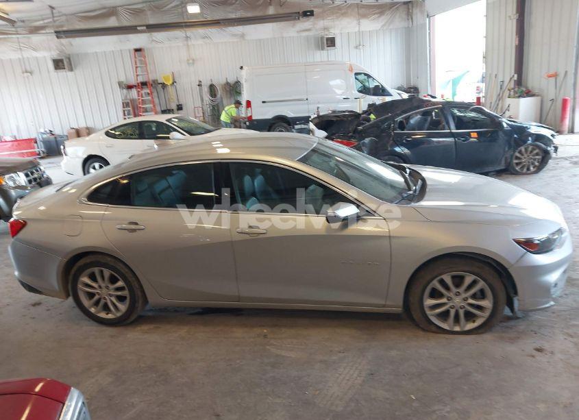 Photo 13 of 2016 Chevrolet Malibu 1LT (VIN 1G1ZE5ST8GF272695)