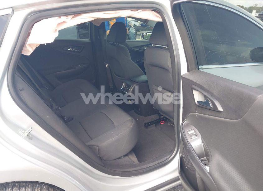 Photo 8 of 2016 Chevrolet Malibu LT (VIN 1G1ZE5ST8GF276522)