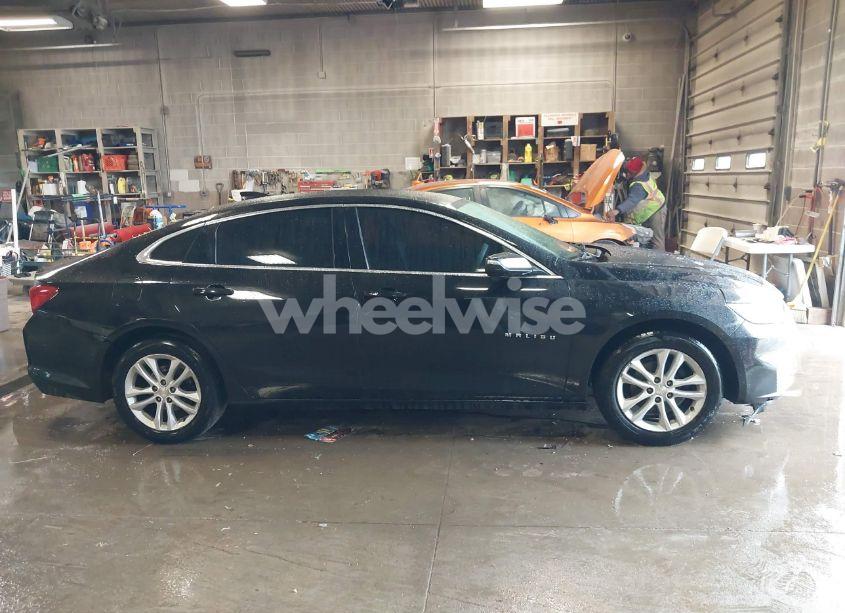 Photo 13 of 2016 Chevrolet Malibu 1LT (VIN 1G1ZE5ST8GF295524)