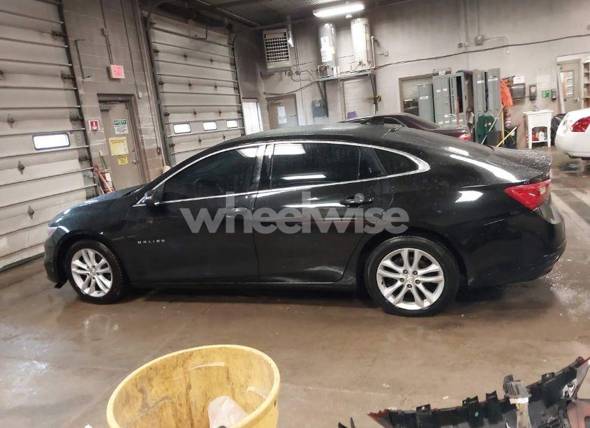 Photo 14 of 2016 Chevrolet Malibu 1LT (VIN 1G1ZE5ST8GF295524)