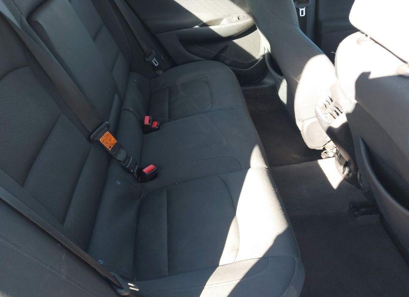 Photo 8 of 2016 Chevrolet Malibu 1LT (VIN 1G1ZE5ST8GF348061)