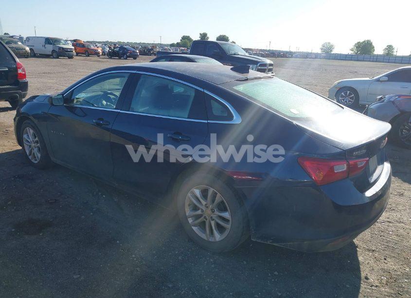 Photo 3 of 2016 Chevrolet Malibu 1LT (VIN 1G1ZE5ST8GF350151)