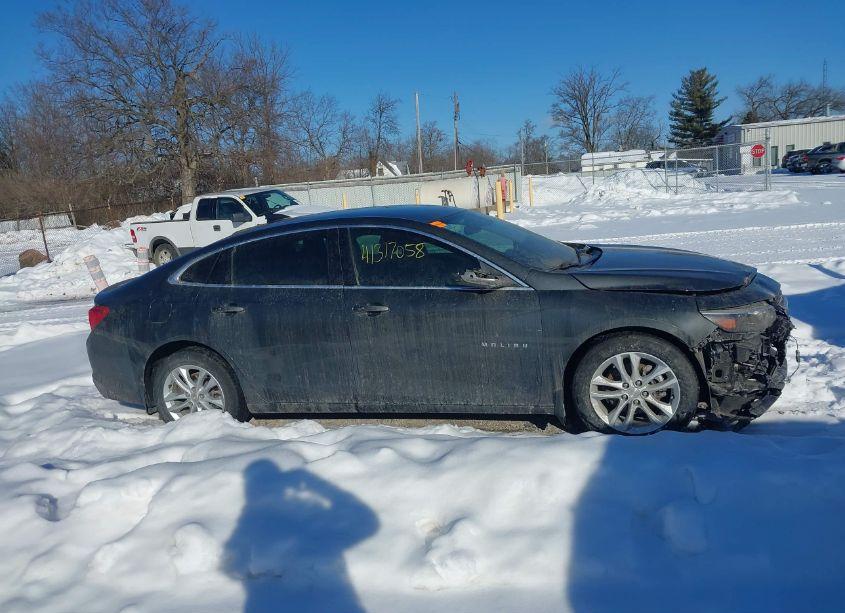 Photo 13 of 2017 Chevrolet Malibu (VIN 1G1ZE5ST8HF103438)