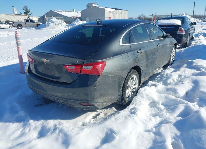 Photo 4 of 2017 Chevrolet Malibu (VIN 1G1ZE5ST8HF103438)