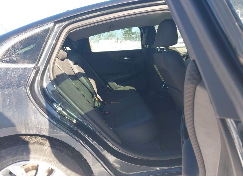 Photo 8 of 2017 Chevrolet Malibu (VIN 1G1ZE5ST8HF103438)