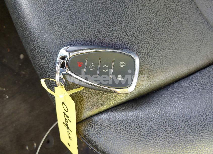 Photo 11 of 2017 Chevrolet Malibu 1LT (VIN 1G1ZE5ST8HF106503)