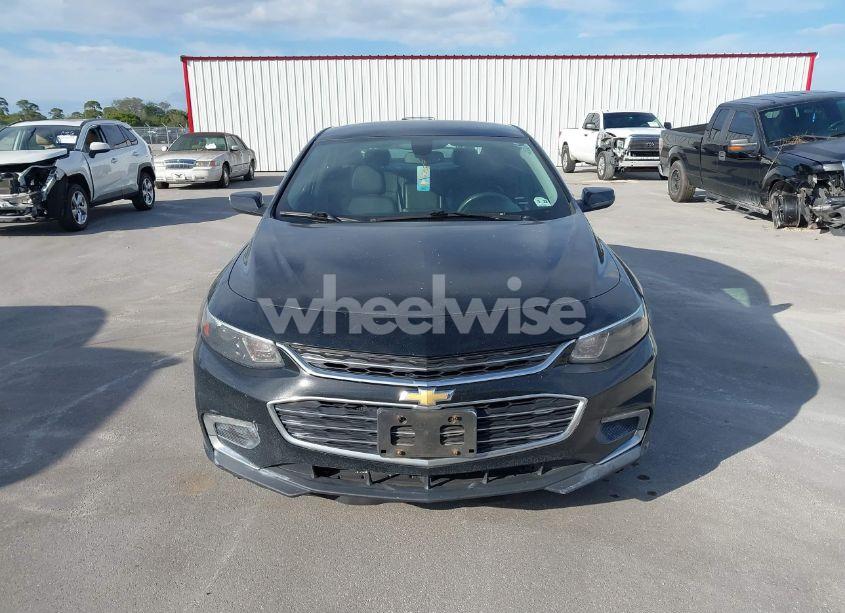 Photo 12 of 2017 Chevrolet Malibu 1LT (VIN 1G1ZE5ST8HF106503)