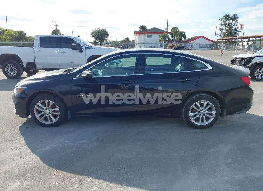 Photo 14 of 2017 Chevrolet Malibu 1LT (VIN 1G1ZE5ST8HF106503)