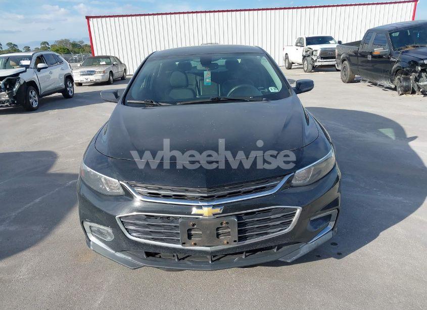 Photo 6 of 2017 Chevrolet Malibu 1LT (VIN 1G1ZE5ST8HF106503)
