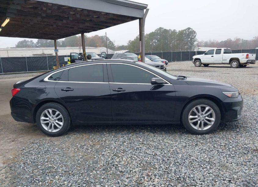 Photo 13 of 2017 Chevrolet Malibu 1LT (VIN 1G1ZE5ST8HF117064)