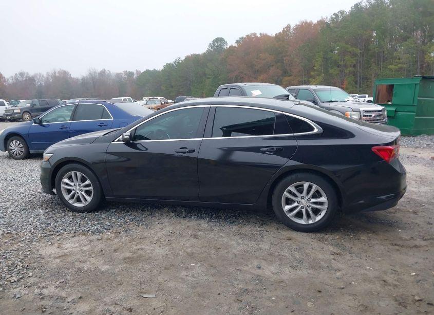 Photo 14 of 2017 Chevrolet Malibu 1LT (VIN 1G1ZE5ST8HF117064)