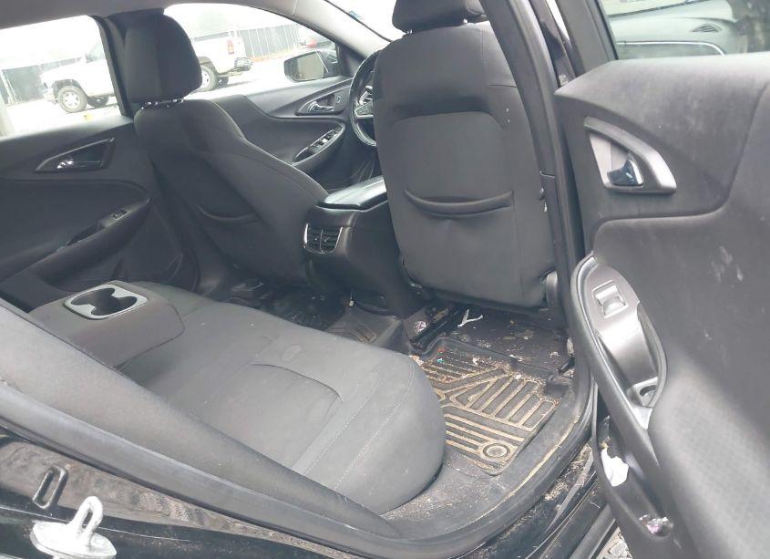 Photo 8 of 2017 Chevrolet Malibu 1LT (VIN 1G1ZE5ST8HF117064)