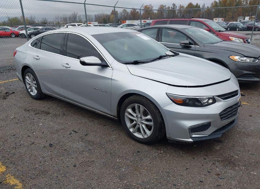 2017 Chevrolet Malibu 1LT (VIN 1G1ZE5ST8HF120868) main photo