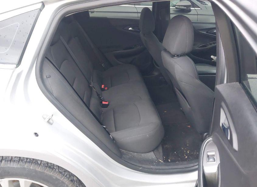 Photo 8 of 2017 Chevrolet Malibu 1LT (VIN 1G1ZE5ST8HF120868)