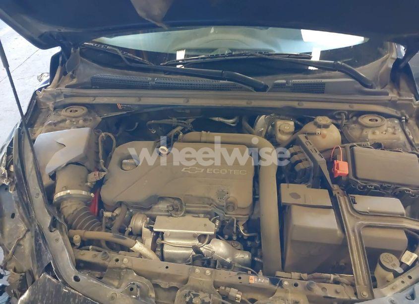 Photo 10 of 2017 Chevrolet Malibu 1LT (VIN 1G1ZE5ST8HF130090)