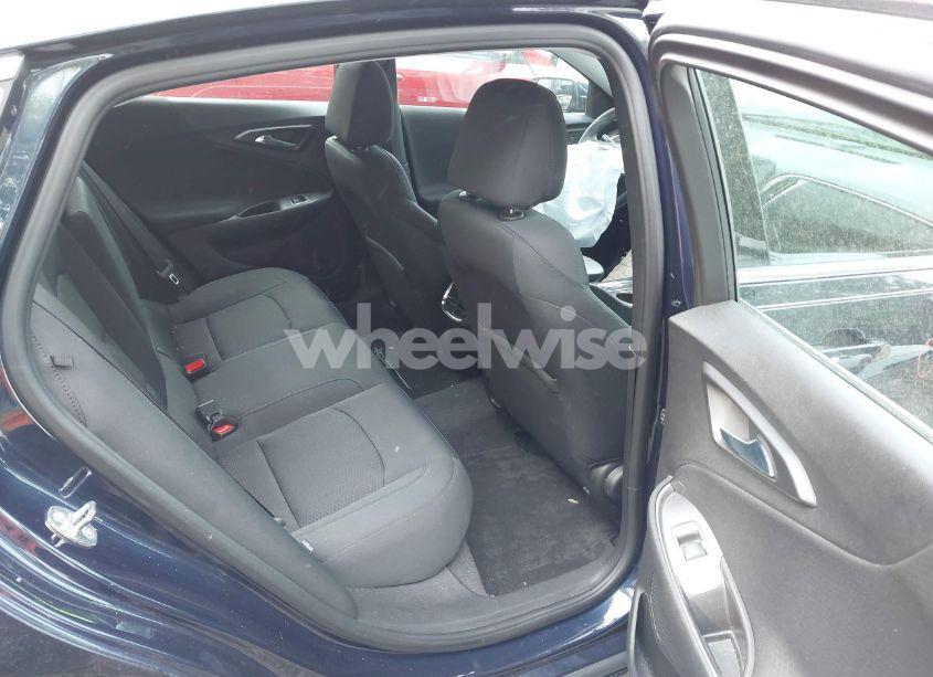 Photo 8 of 2017 Chevrolet Malibu 1LT (VIN 1G1ZE5ST8HF131790)