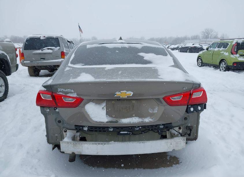 Photo 16 of 2017 Chevrolet Malibu 1LT (VIN 1G1ZE5ST8HF150890)