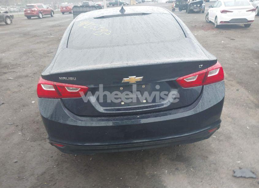 Photo 16 of 2017 Chevrolet Malibu 1LT (VIN 1G1ZE5ST8HF179001)