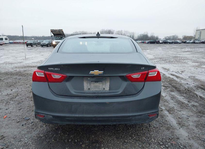 Photo 16 of 2017 Chevrolet Malibu 1LT (VIN 1G1ZE5ST8HF184747)