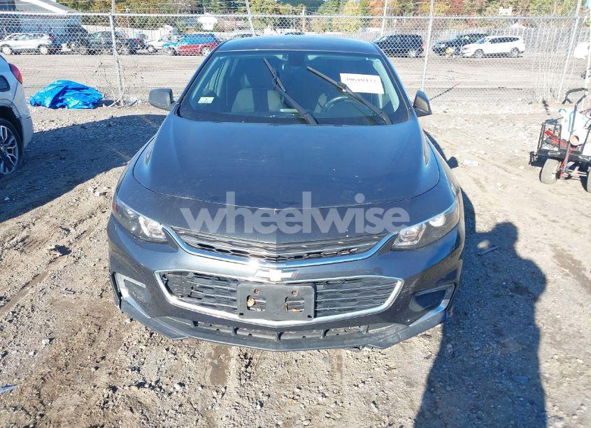 Photo 11 of 2017 Chevrolet Malibu 1LT (VIN 1G1ZE5ST8HF193366)