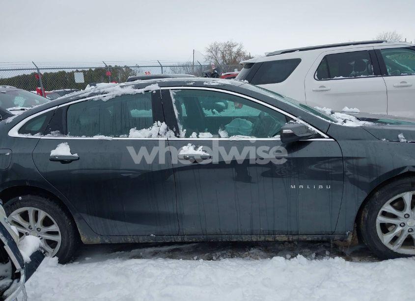 Photo 13 of 2017 Chevrolet Malibu 1LT (VIN 1G1ZE5ST8HF208254)